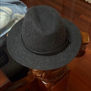 GAP Charcoal Fedora with Black Band